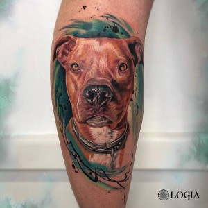 Tatuaje perro en el brazo Laura Egea 